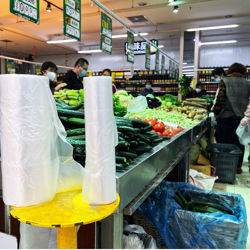 Customized Color HDPE Plastic Food Packaging Bag Roll Bags with Customized Thickness